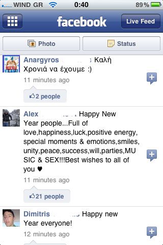Πρωτοχρονιά 2011, Ευχές μέσω Facebook και Twitter