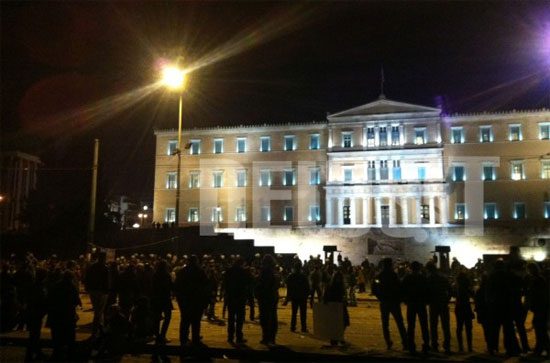 Ψηφίστηκε το νέο Μνημόνιο και το PSI, Κάηκε η Αθήνα για ακόμα μία φορά