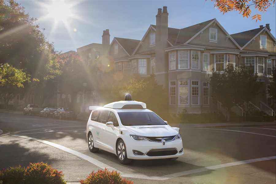 Google Waymo self driving Chrysler Pacifica Hybrid minivans (4)