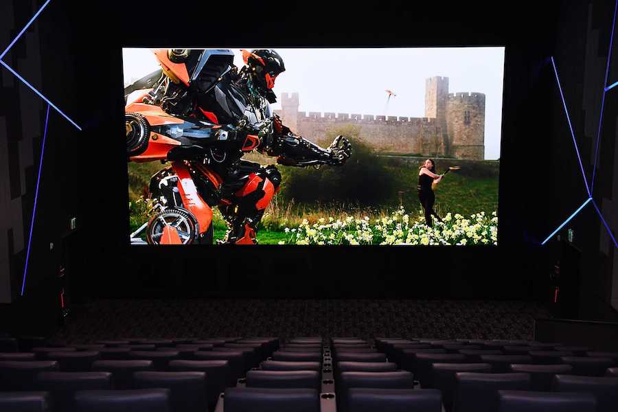 Samsung Cinema LED Screen 3