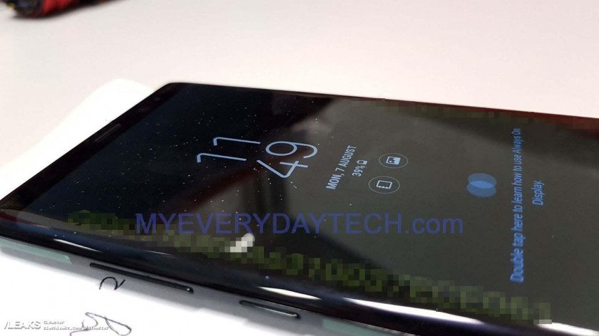 Samsung Galaxy Note8 real-life photo leak