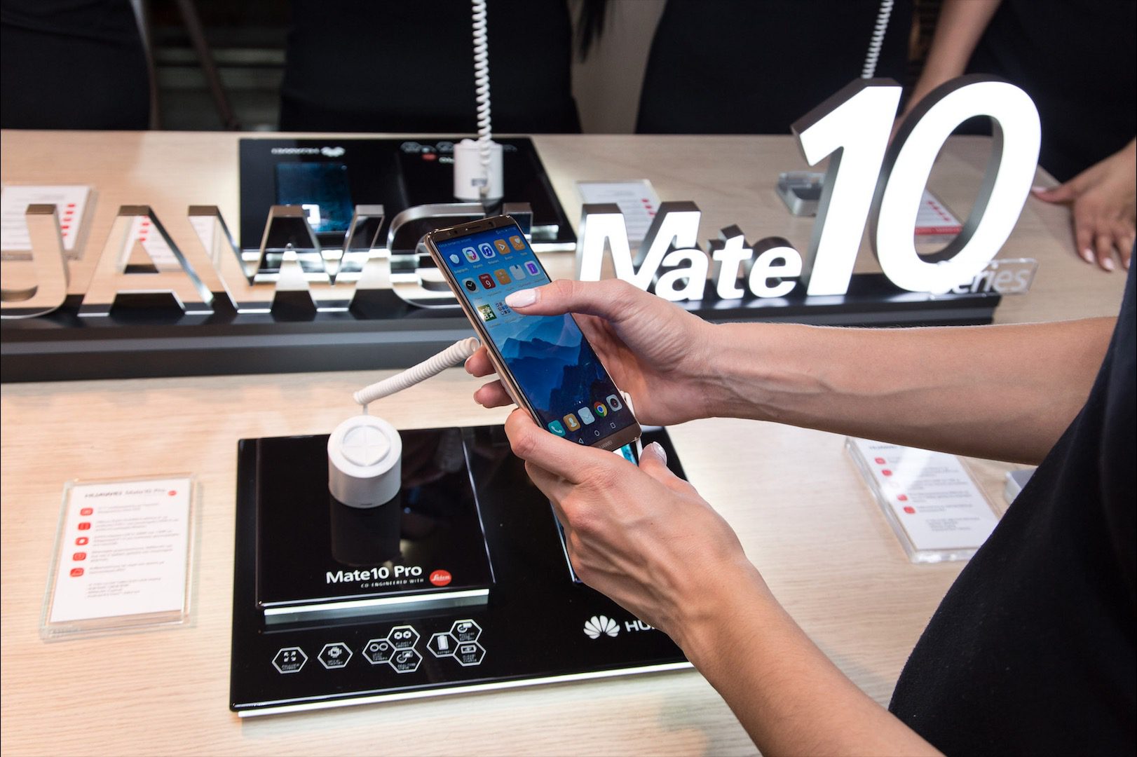 Huawei Mate 10 Pro Greek launch event 4