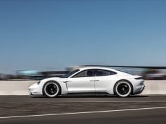 Porsche Mission E (3)