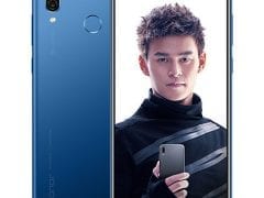 Huawei Honor Play blue