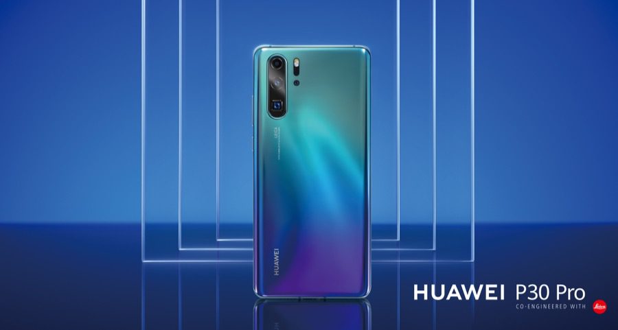 Huawei P30 Pro Lifestyle Color Horizontal Aurora