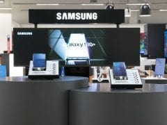 Samsung Hub Kotsovolos Greece 1