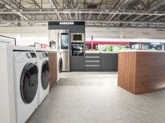 Samsung Hub Kotsovolos Greece 3