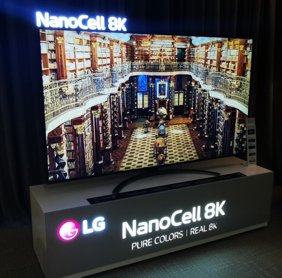 LG NanoCell 8K HXOS EIKONA SHOW 2020 2